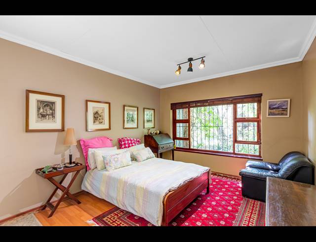 4 BEDROOM HOUSE FOR SALE IN NORTH RIDING AH